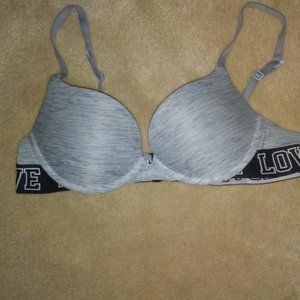 36 A Love grey Bra